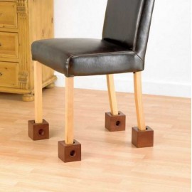 Cubes en bois pour chaises