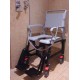 Fauteuil de douche percé BATHMOBILE