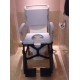 Fauteuil de douche percé BATHMOBILE