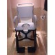 Fauteuil de douche percé BATHMOBILE